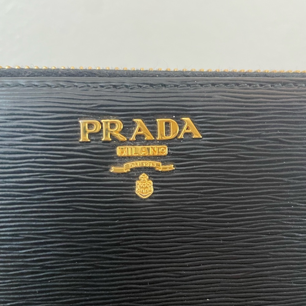 Prada Large Saffiano Black Leather Wallet - Picture 6 of 8